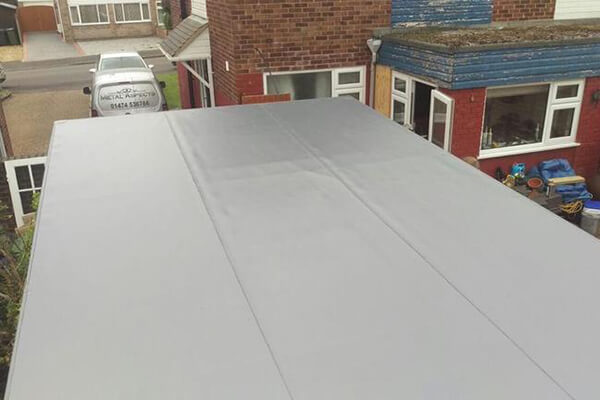 Single-ply roof on an extension in Cambridge